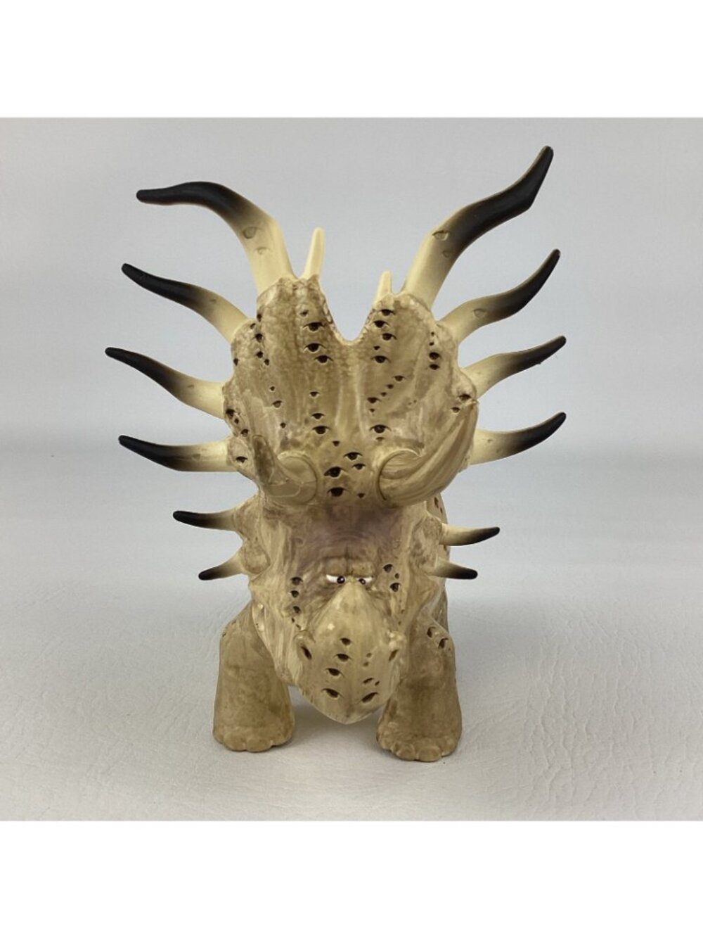 Disney The Good Dinosaur Forrest Woodbush 7" Action Figure Styracosaurus Toy - Picture 2 of 7